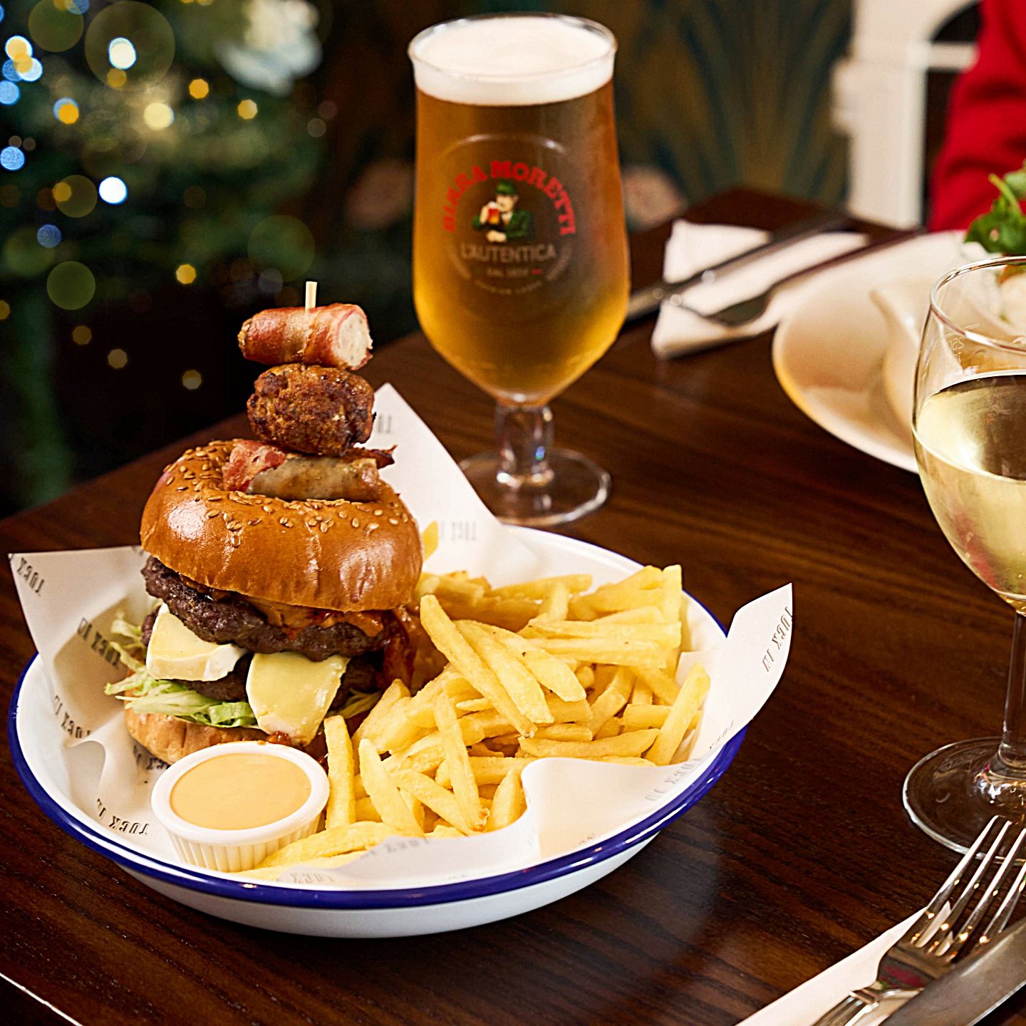 Festive Lunch & Dinner at The Jenny Wren in Sittingbourne